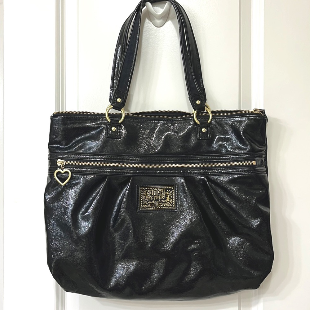 Coach Poppy Daisy Patent Leather Shoulder Bag